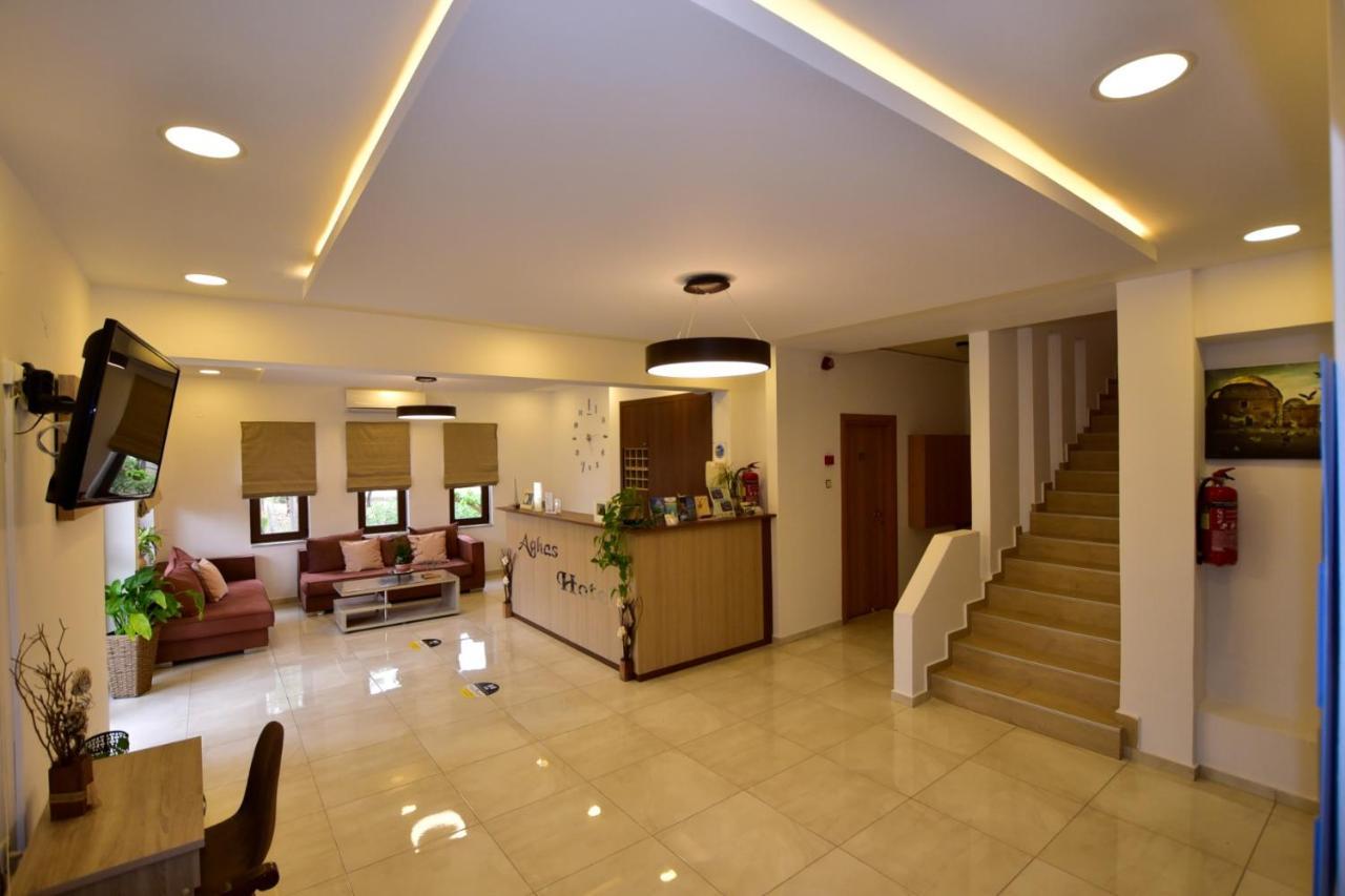 Hotel Aghas Paleochora Bagian luar foto