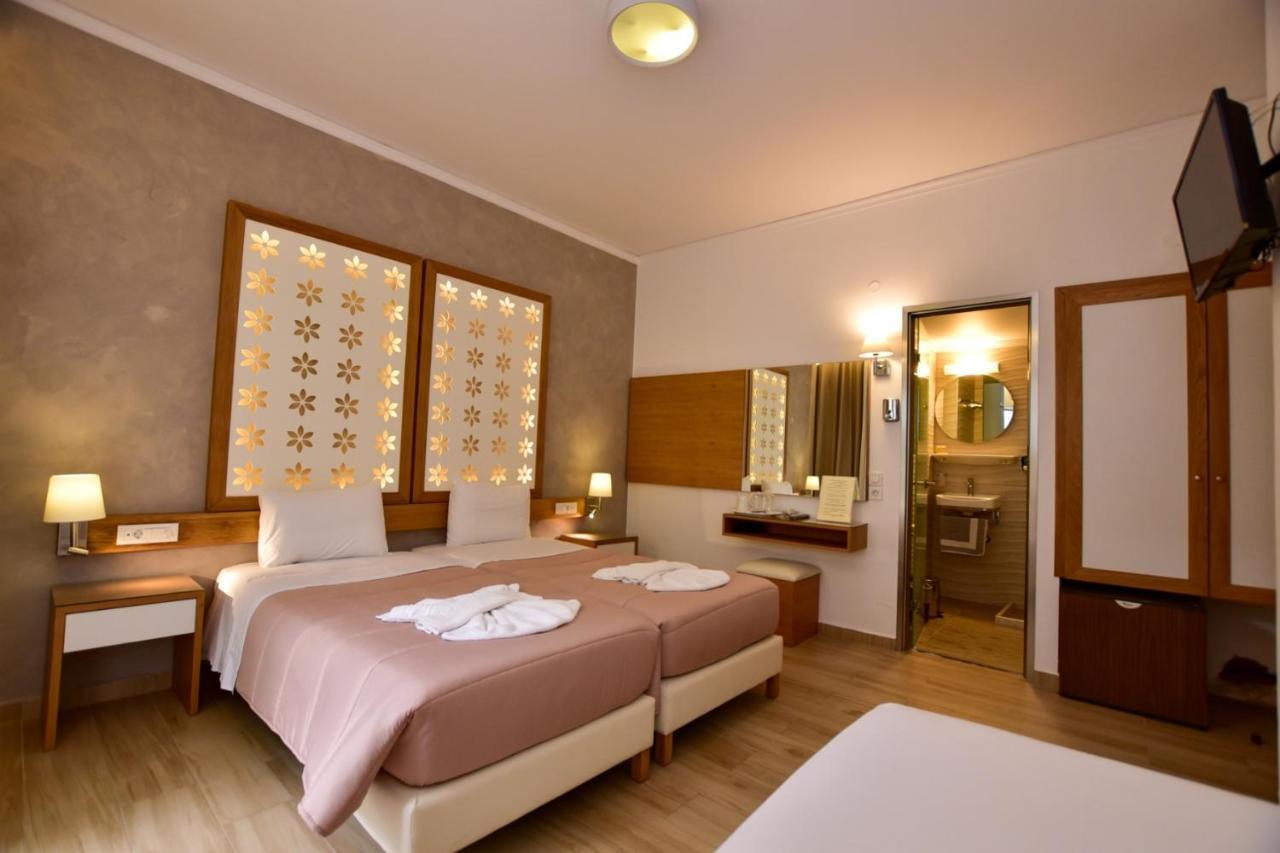 Hotel Aghas Paleochora Bagian luar foto