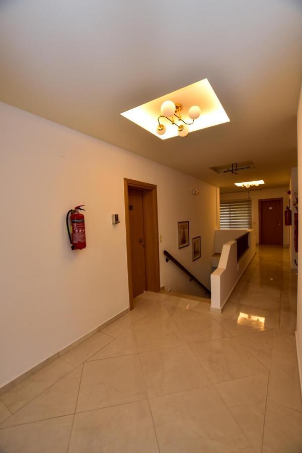 Hotel Aghas Paleochora Bagian luar foto