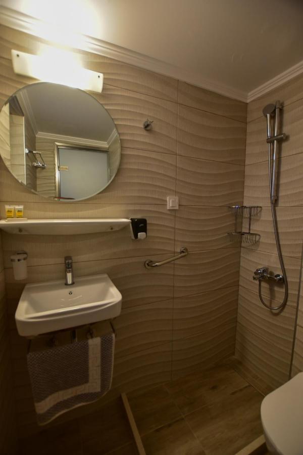Hotel Aghas Paleochora Bagian luar foto