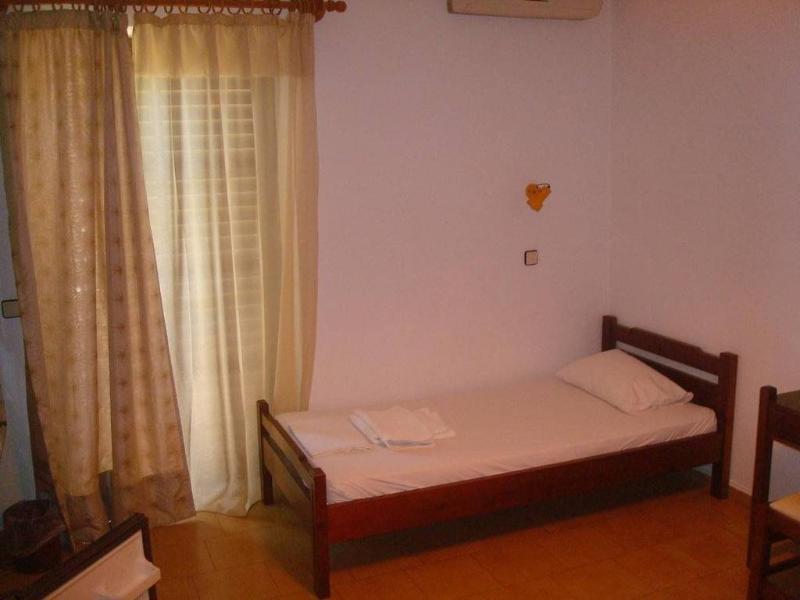 Hotel Aghas Paleochora Bagian luar foto